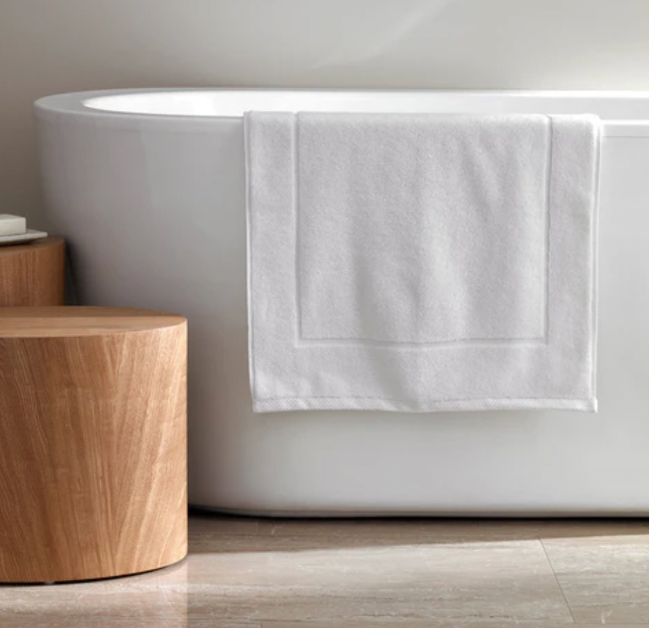 Simple Border Bath Collection