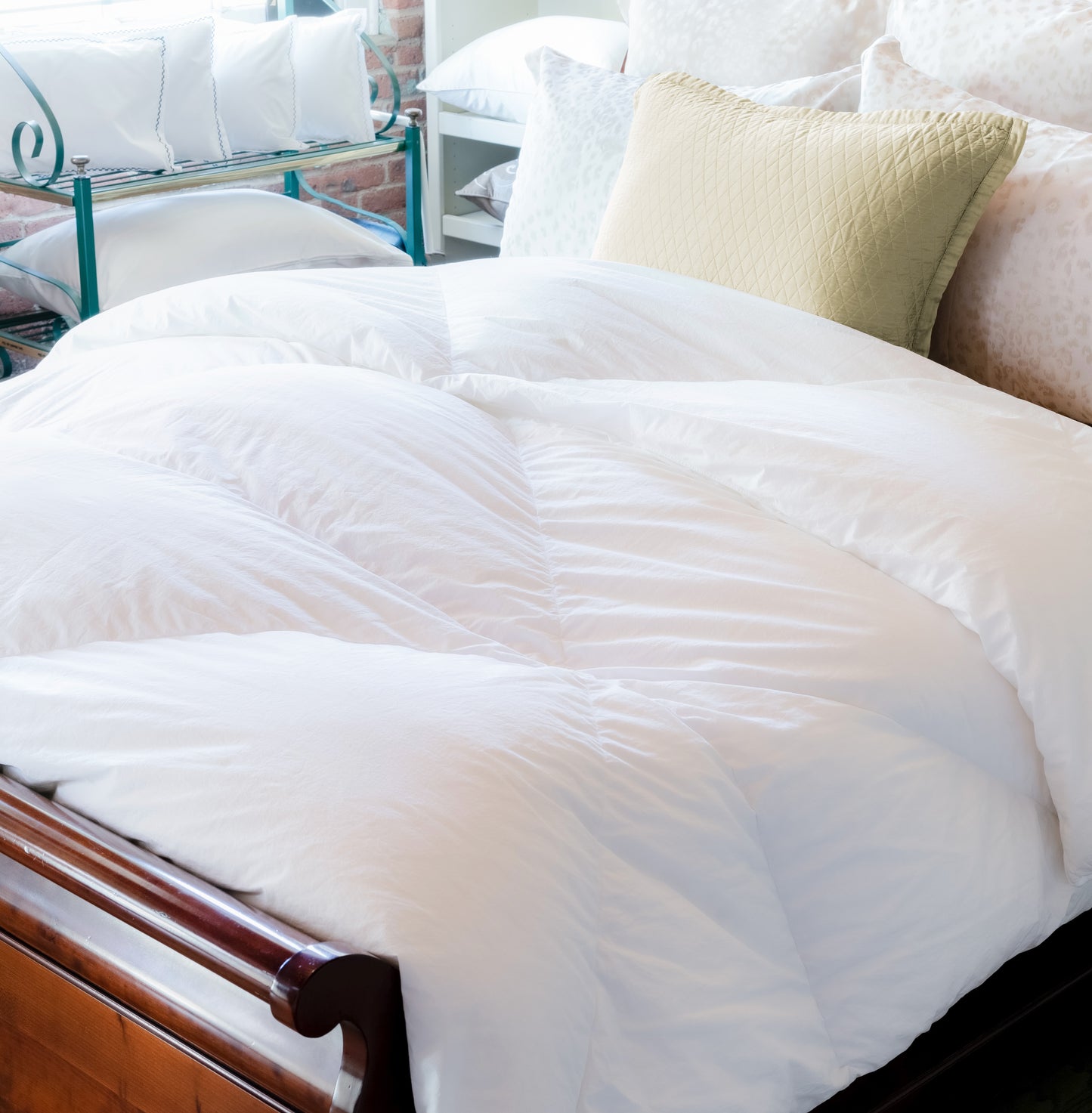800 Fill Power Batiste Siberian Down Comforter - Winter
