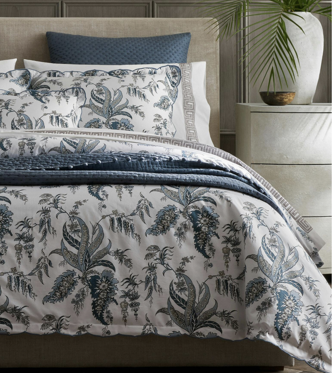 Apolline Standard Shams