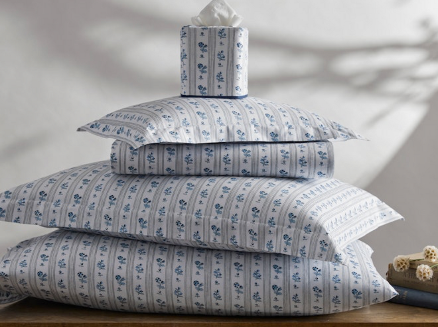 Cabanon Stripe Tissue Box Cover
